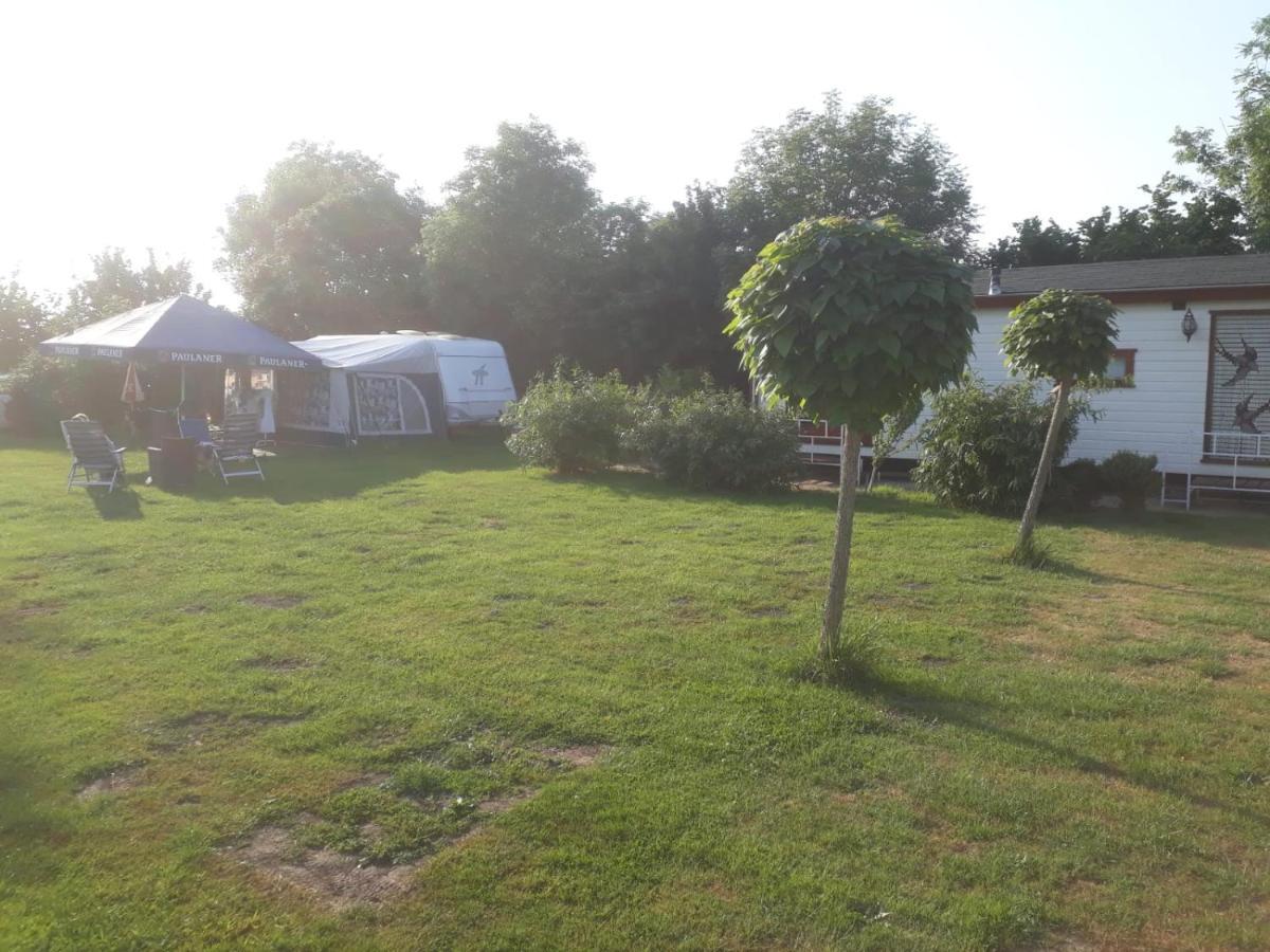 Chalet Van Minicamping De Braamhof Koudekerke Esterno foto